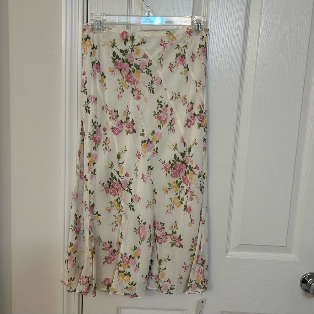 Reformation Julie Two Piece long sleeve top w/ matching midi skirt in Posy Sz 4 - Picture 14 of 16